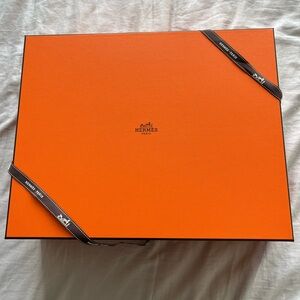 Hermès Green and Cream Horse Motif Wool Throw